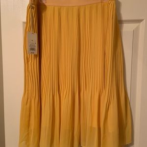New yellow skirt